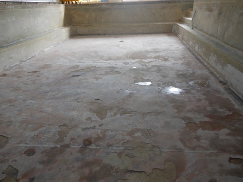 piscine en béton à rénover par stratification